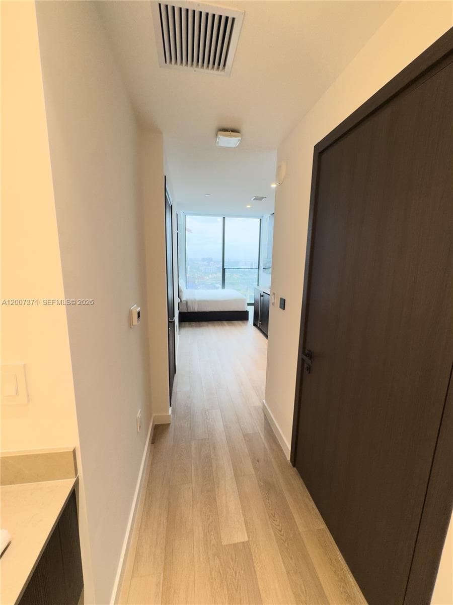 20 NE 11th St # 3012B, Miami FL 33132 — 5