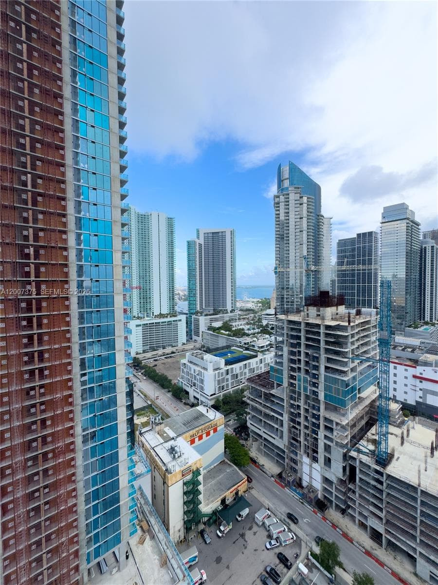20 NE 11th St # 3006B, Miami FL 33132 — 3