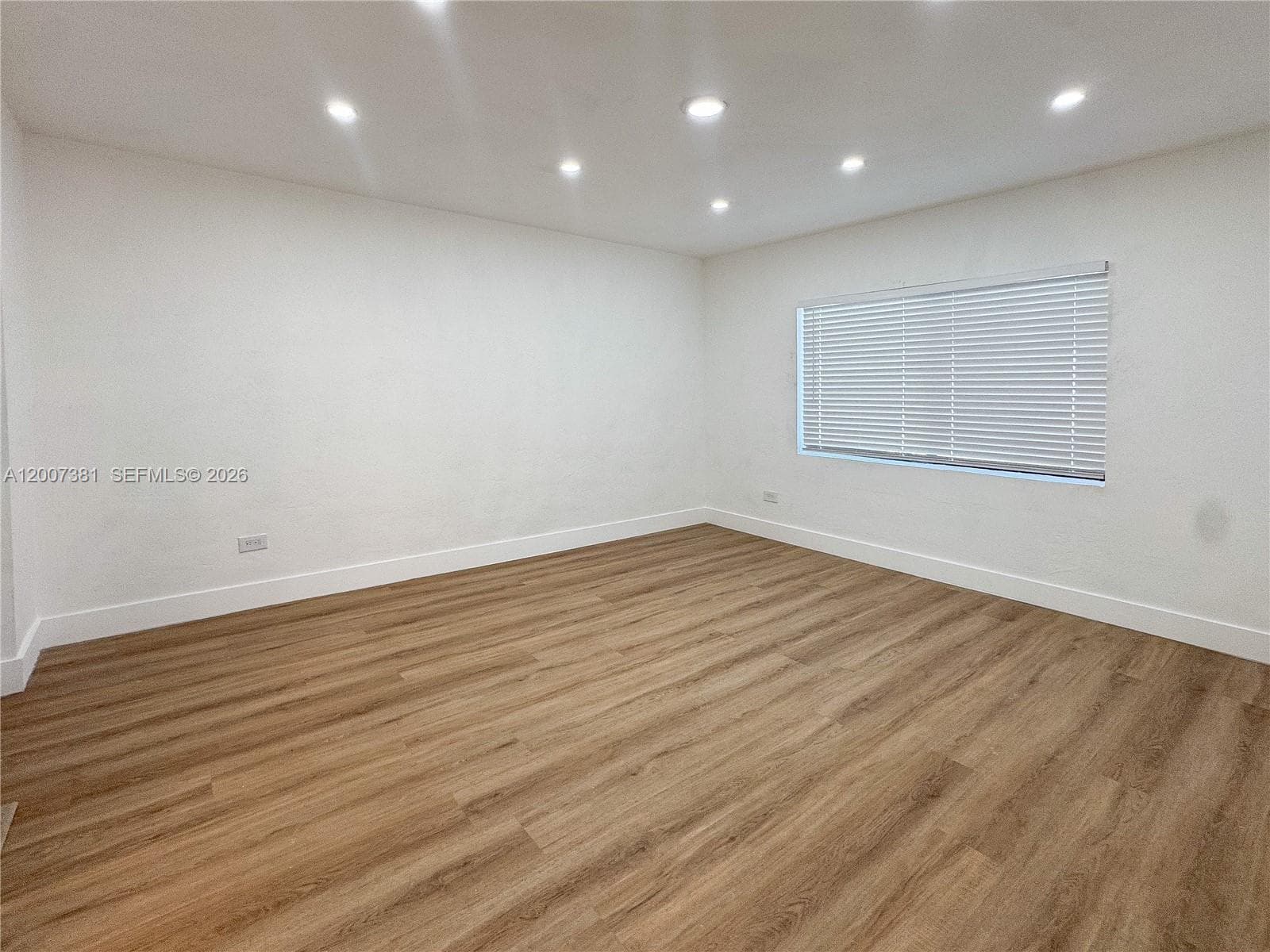 6322 NE 1st Pl, Miami FL 33138 — 17
