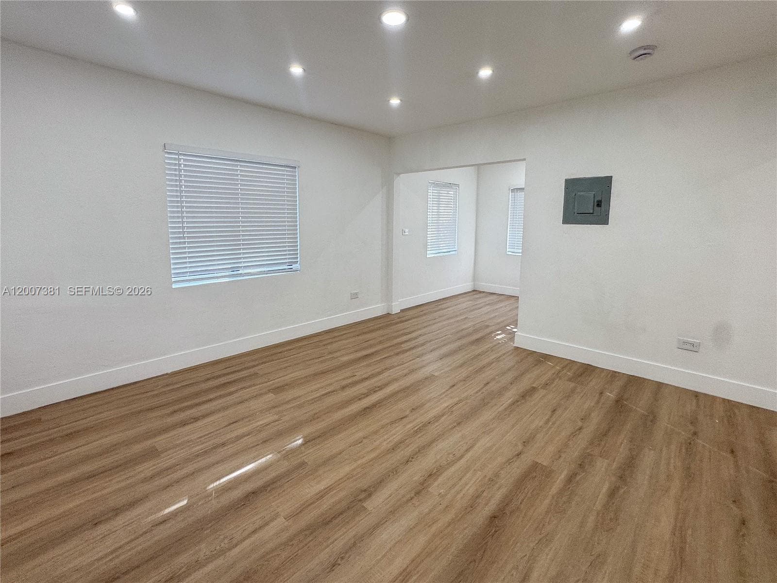 6322 NE 1st Pl, Miami FL 33138 — 16