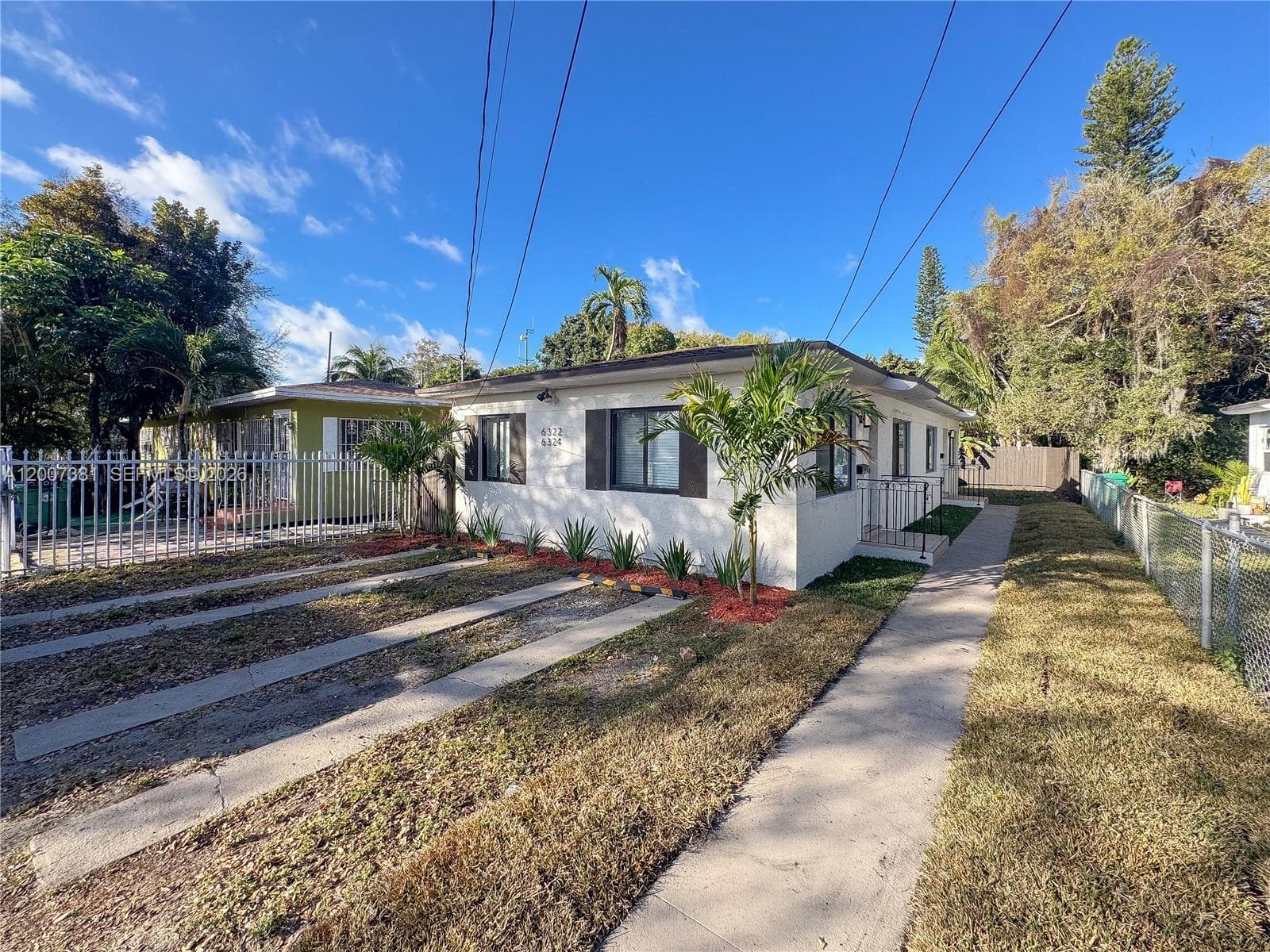 6322 NE 1st Pl, Miami FL 33138 — 1