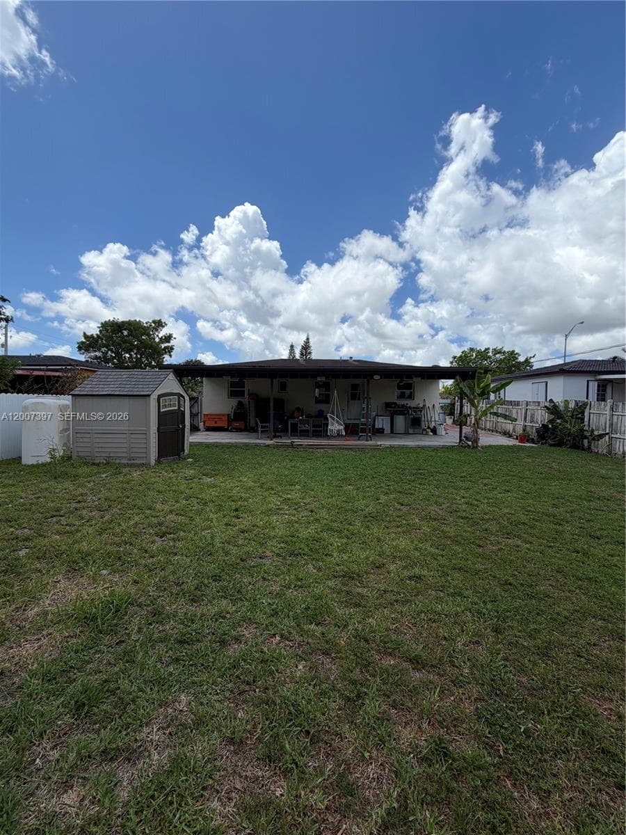 571 E 60th St, Hialeah FL 33013 — 20