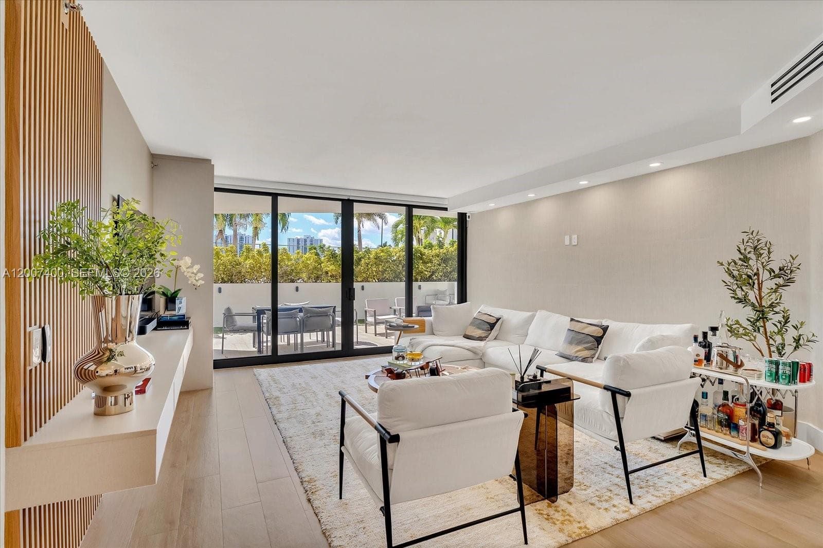 3640 Yacht Club Dr # 310, Aventura FL 33180 — 3