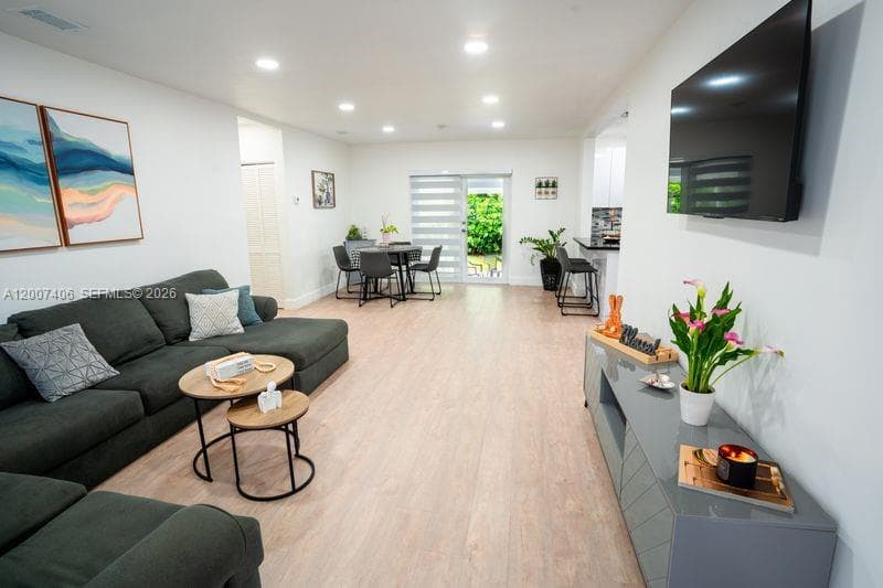 5290 Palm Ave, Hialeah FL 33012 — 5