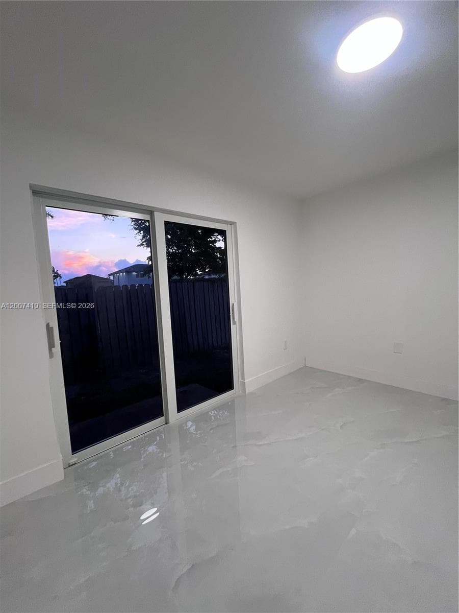 10058 SW 156th Ct, Miami FL 33196 — 12