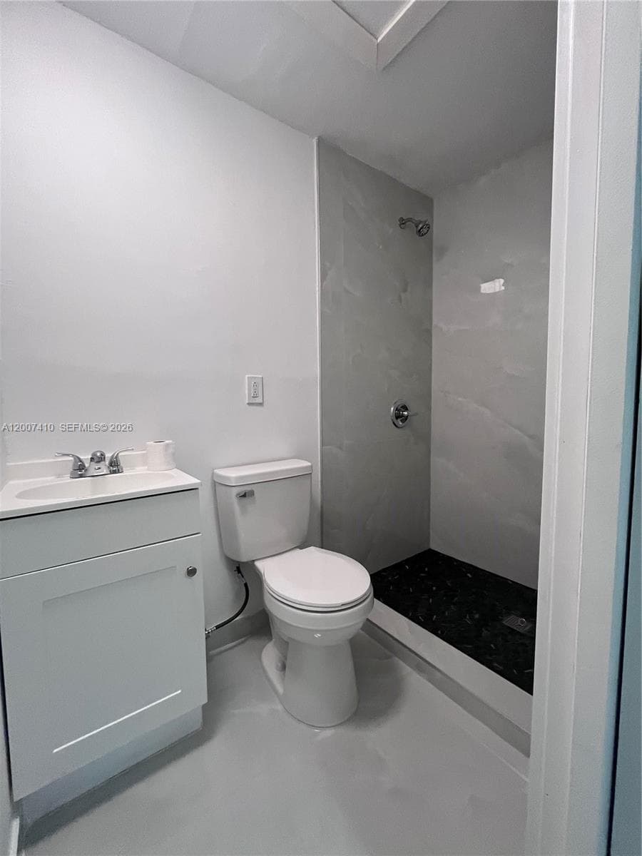 10058 SW 156th Ct, Miami FL 33196 — 10