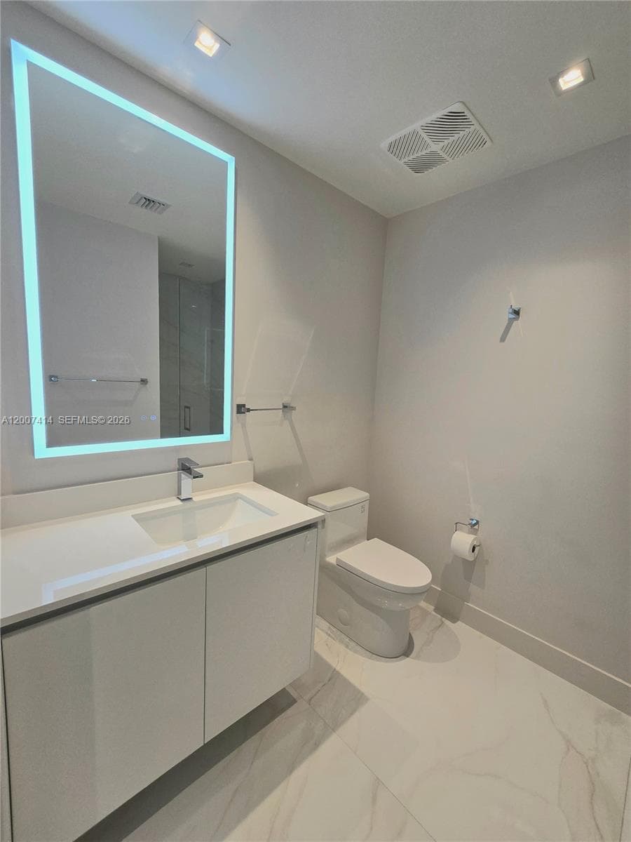 700 NE 24 ST # 3104, Miami FL 33137 — 23