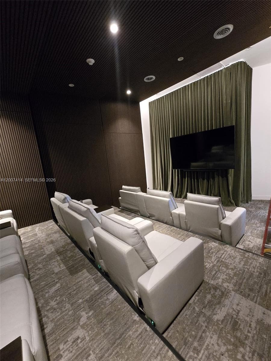 700 NE 24 ST # 3104, Miami FL 33137 — 53