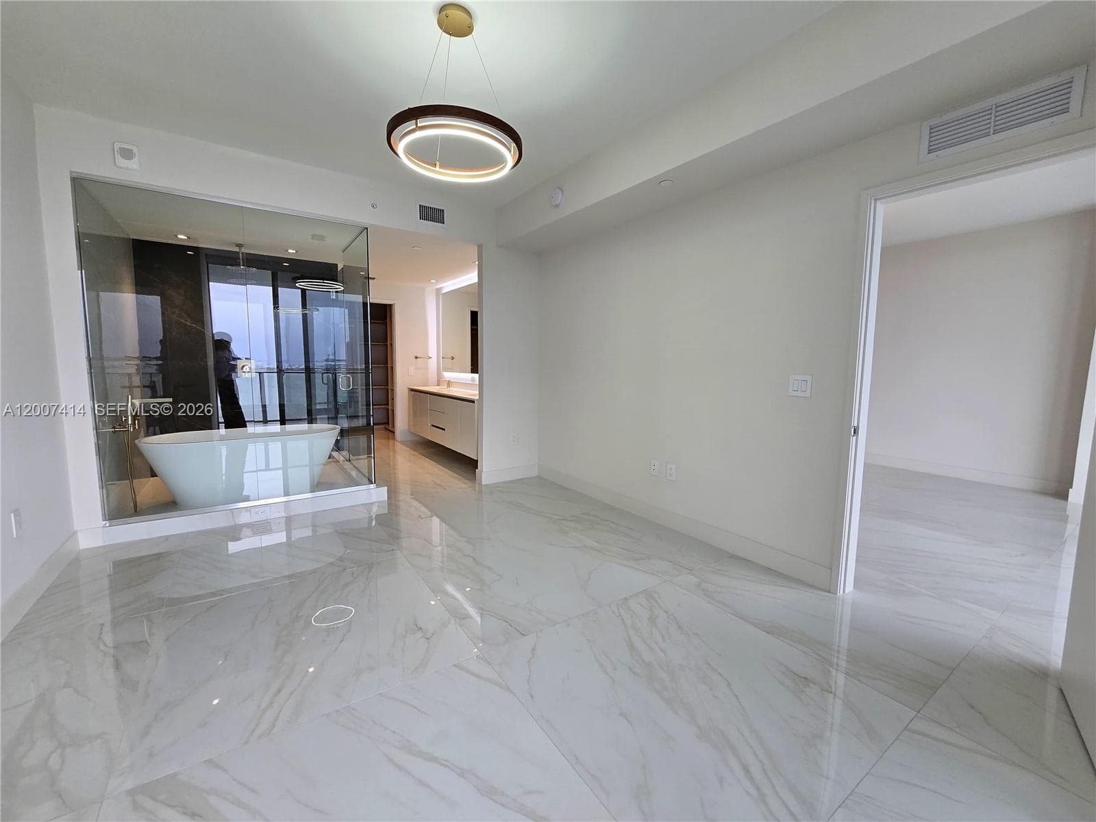 700 NE 24 ST # 3104, Miami FL 33137 — 26