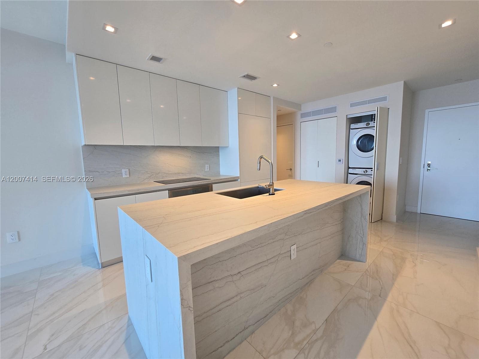 700 NE 24 ST # 3104, Miami FL 33137 — 10