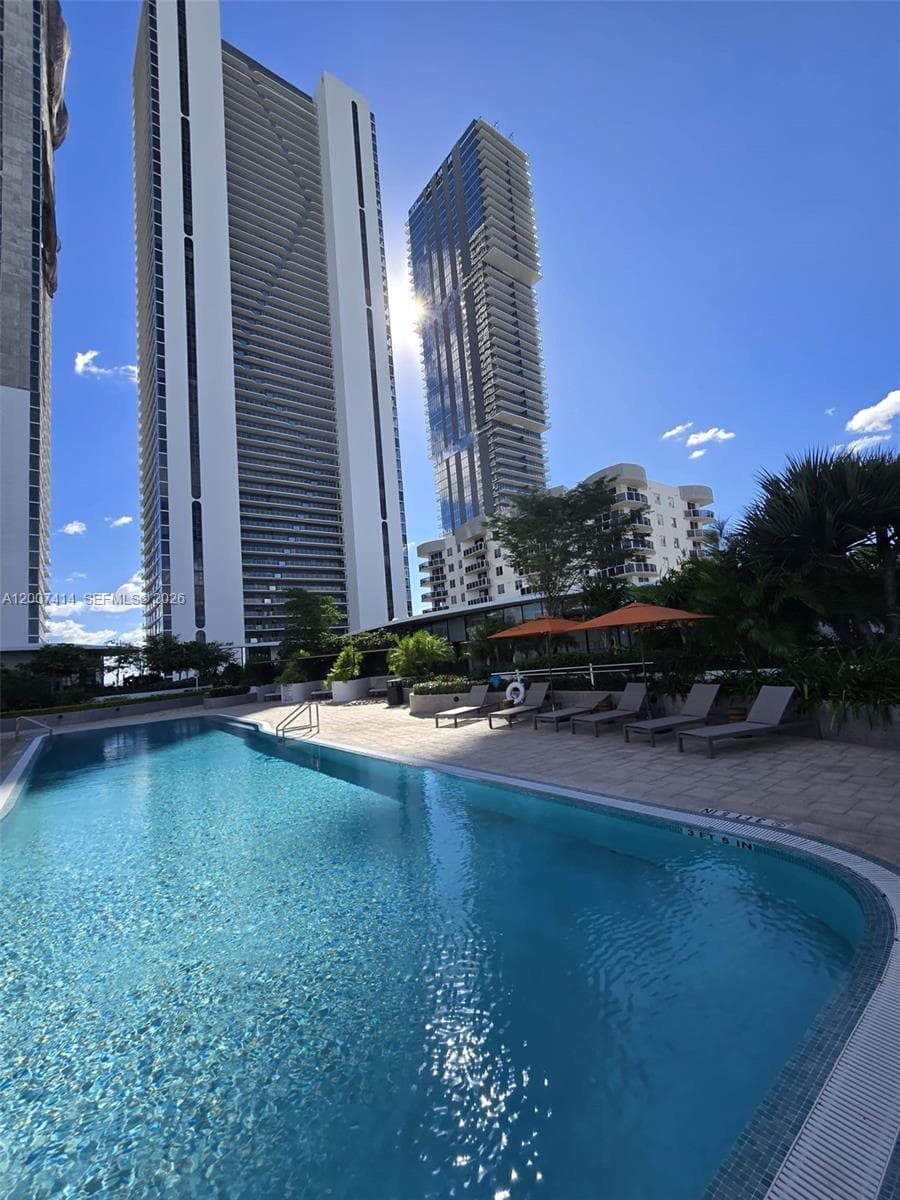 700 NE 24 ST # 3104, Miami FL 33137 — 59