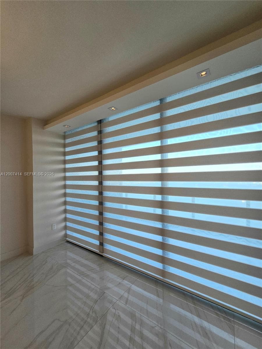700 NE 24 ST # 3104, Miami FL 33137 — 19
