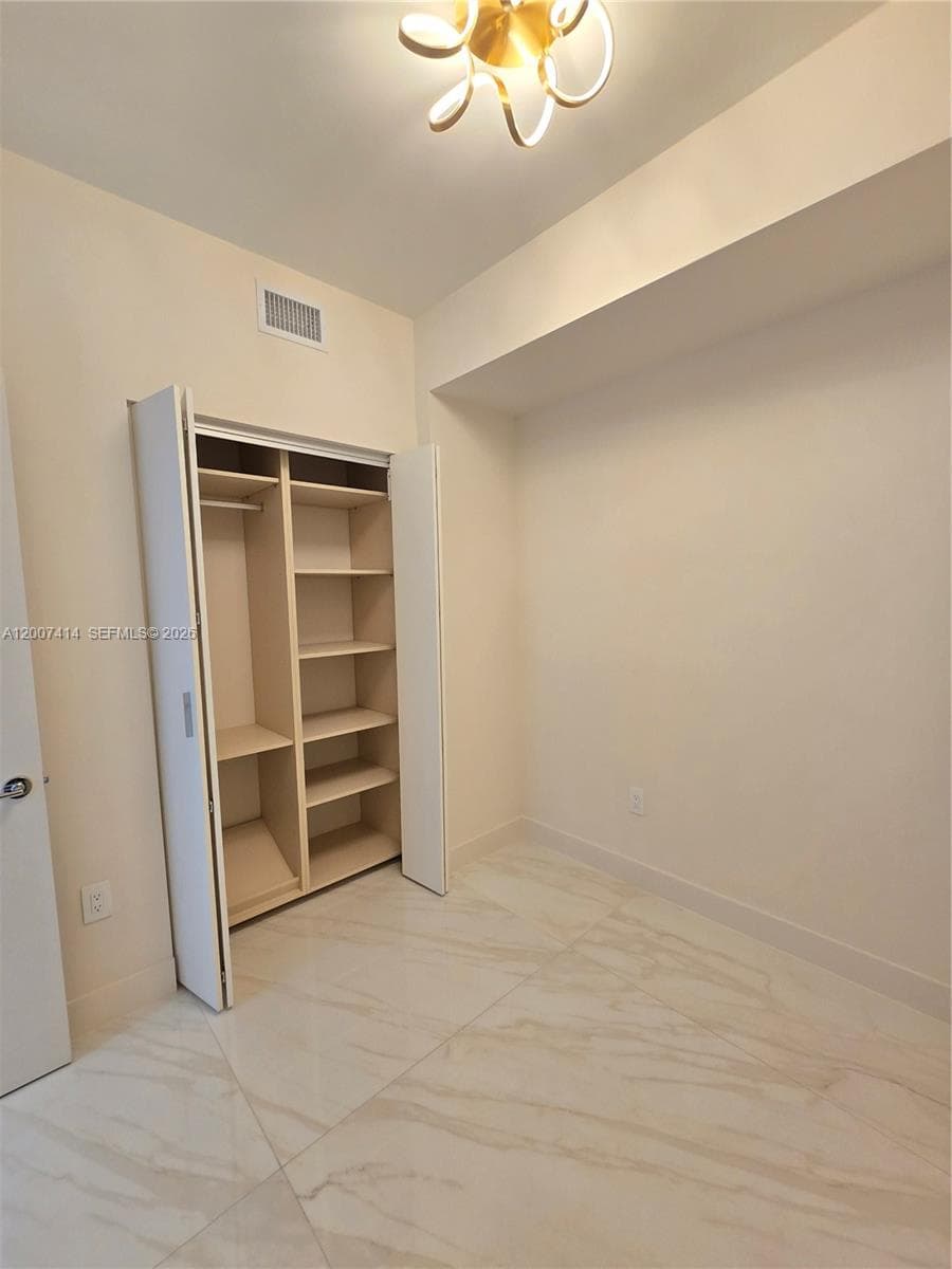 700 NE 24 ST # 3104, Miami FL 33137 — 21