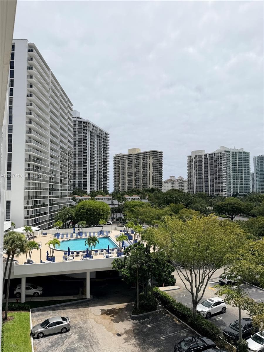 3701 N Country Club Dr # 607, Aventura FL 33180 — 26