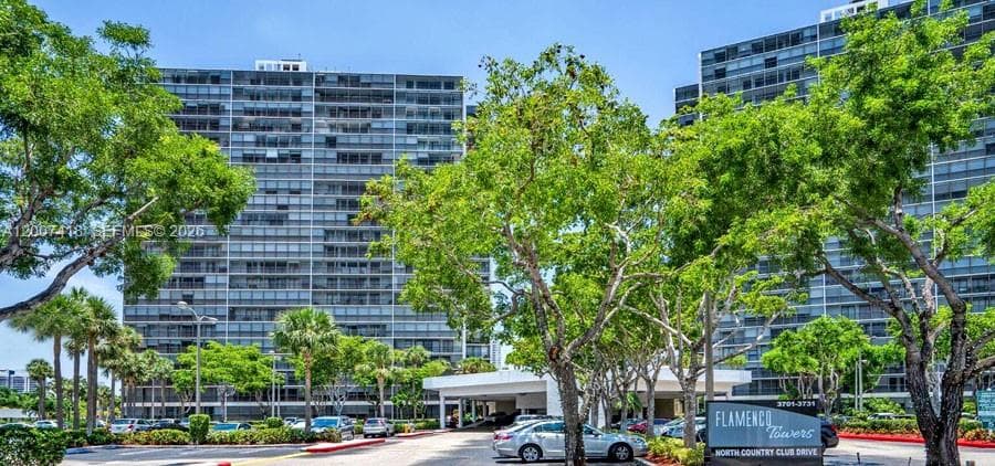 3701 N Country Club Dr # 607, Aventura FL 33180 — 1