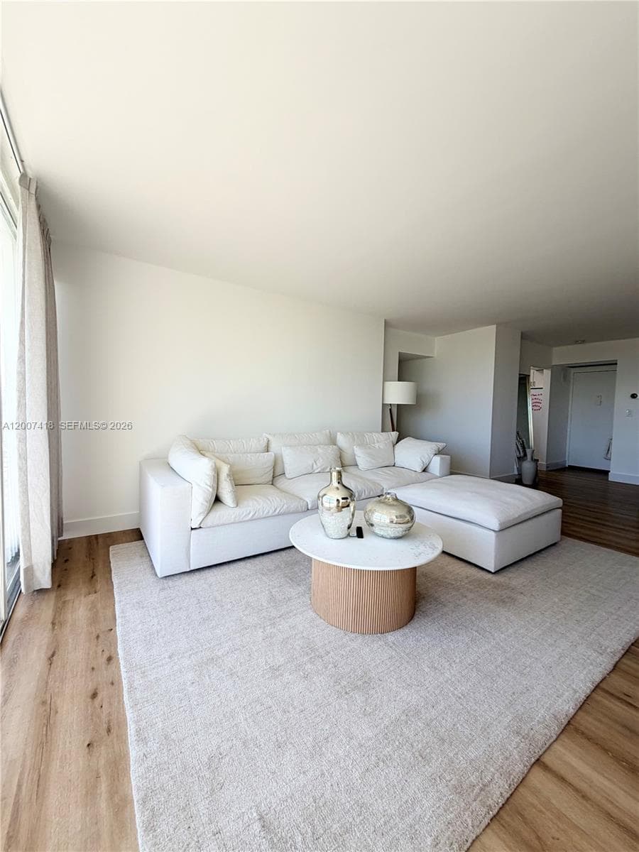 3701 N Country Club Dr # 607, Aventura FL 33180 — 10