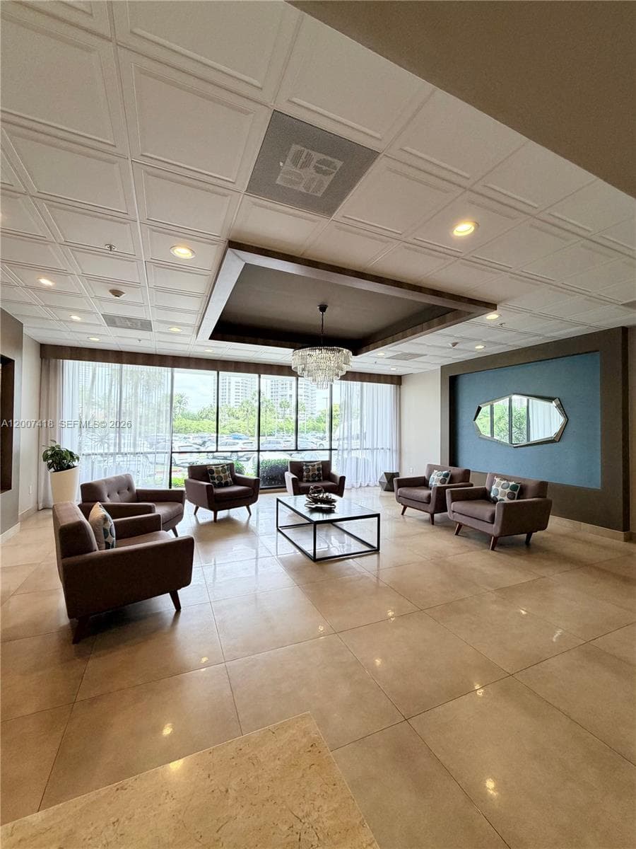 3701 N Country Club Dr # 607, Aventura FL 33180 — 33