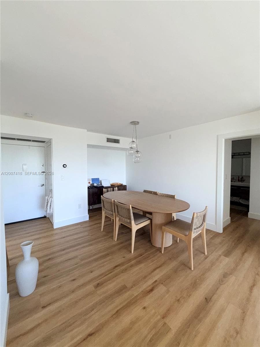 3701 N Country Club Dr # 607, Aventura FL 33180 — 4