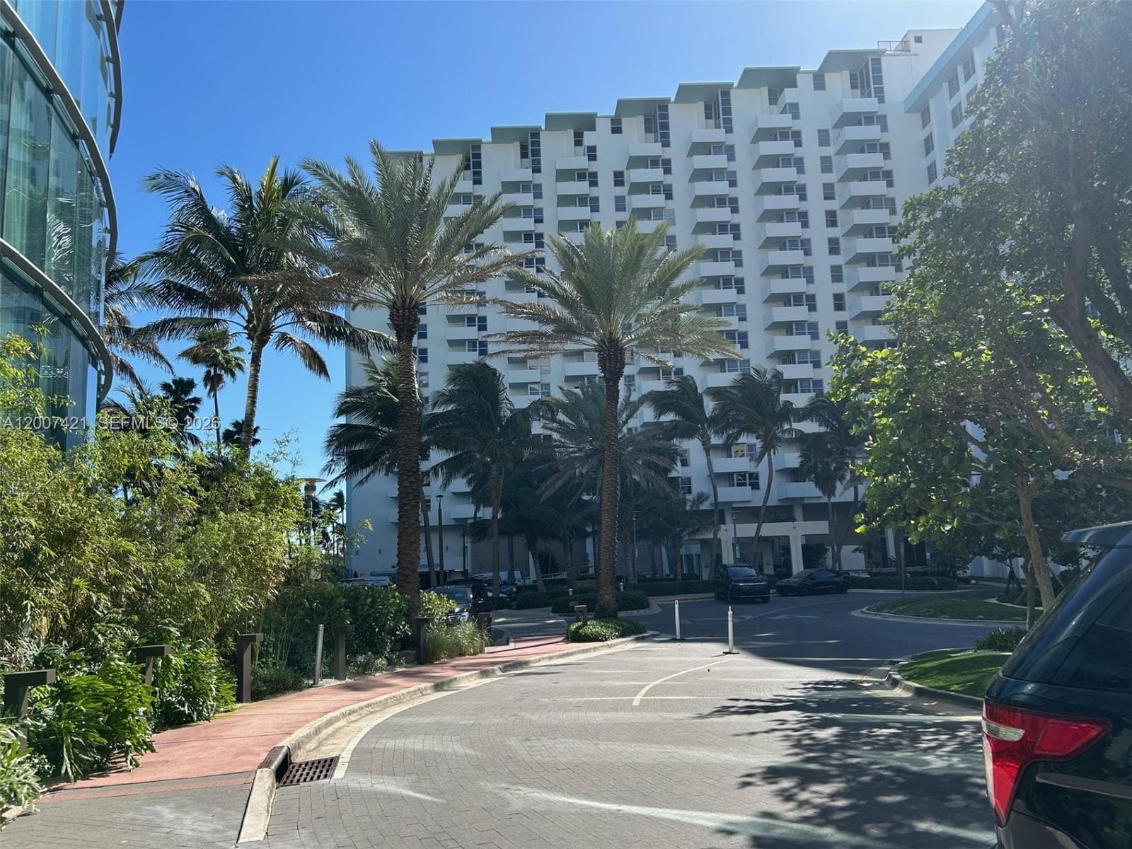2899 Collins Ave # 1040, Miami Beach FL 33140 — 21