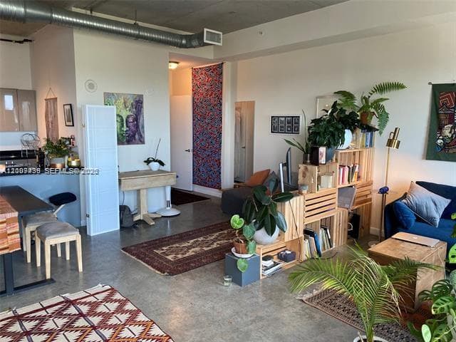 10 SW South River Dr # 909, Miami FL 33130 — 16