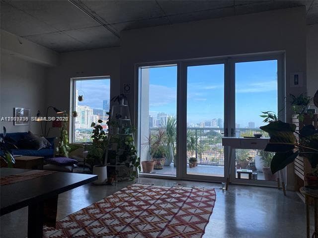10 SW South River Dr # 909, Miami FL 33130 — 10