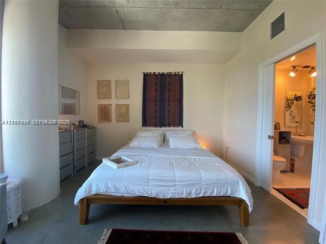 10 SW South River Dr # 909, Miami FL 33130 — 33