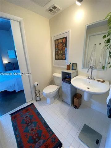 10 SW South River Dr # 909, Miami FL 33130 — 40