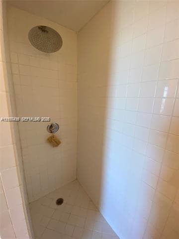 10 SW South River Dr # 909, Miami FL 33130 — 39