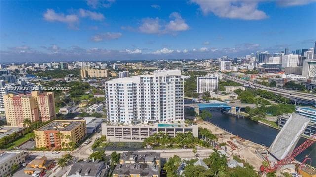 10 SW South River Dr # 909, Miami FL 33130 — 70