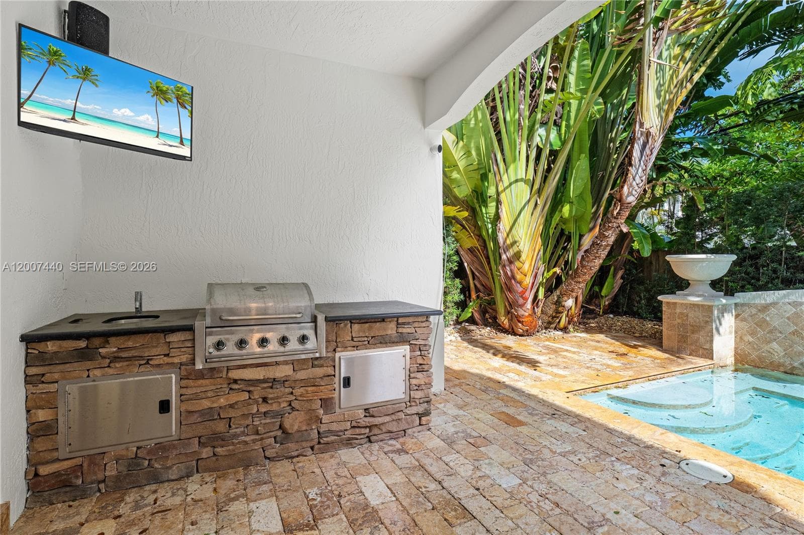 4065 Battersea Rd, Miami FL 33133 — 13