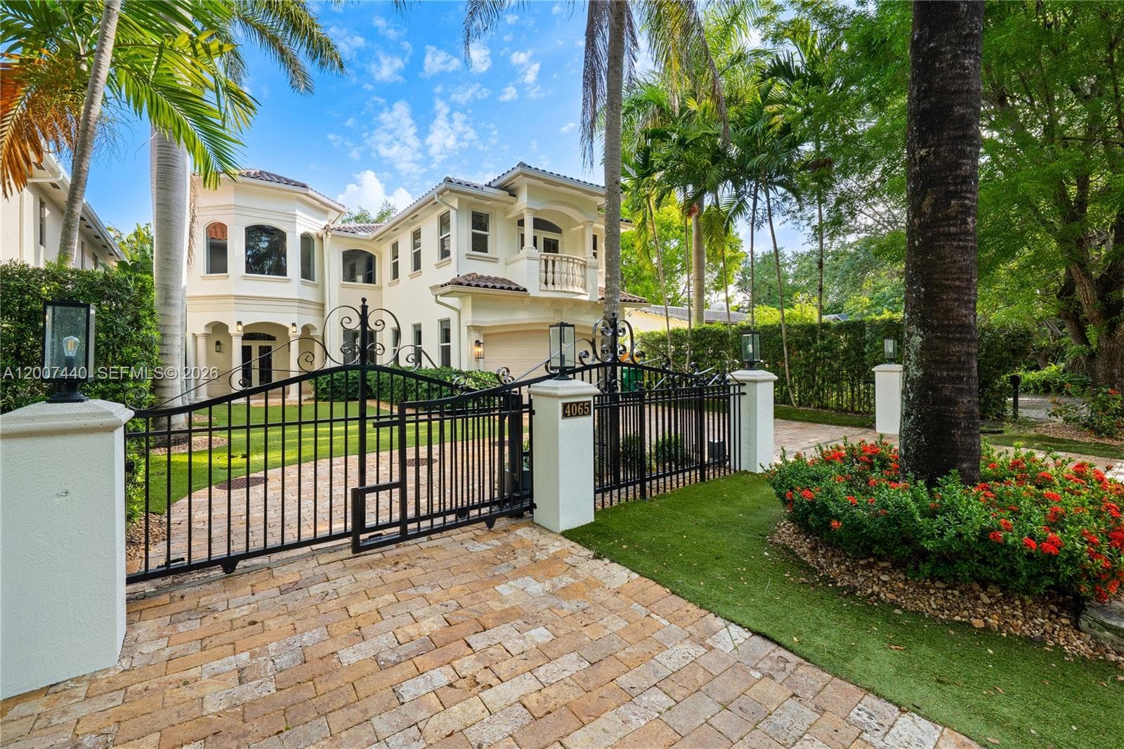 4065 Battersea Rd, Miami FL 33133 — 38