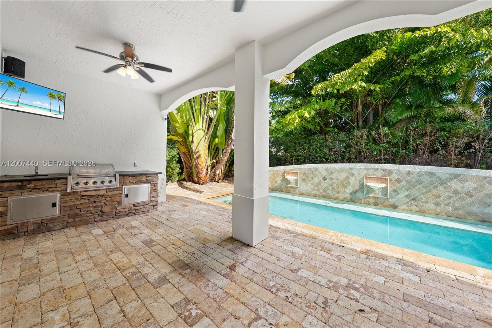 4065 Battersea Rd, Miami FL 33133 — 14