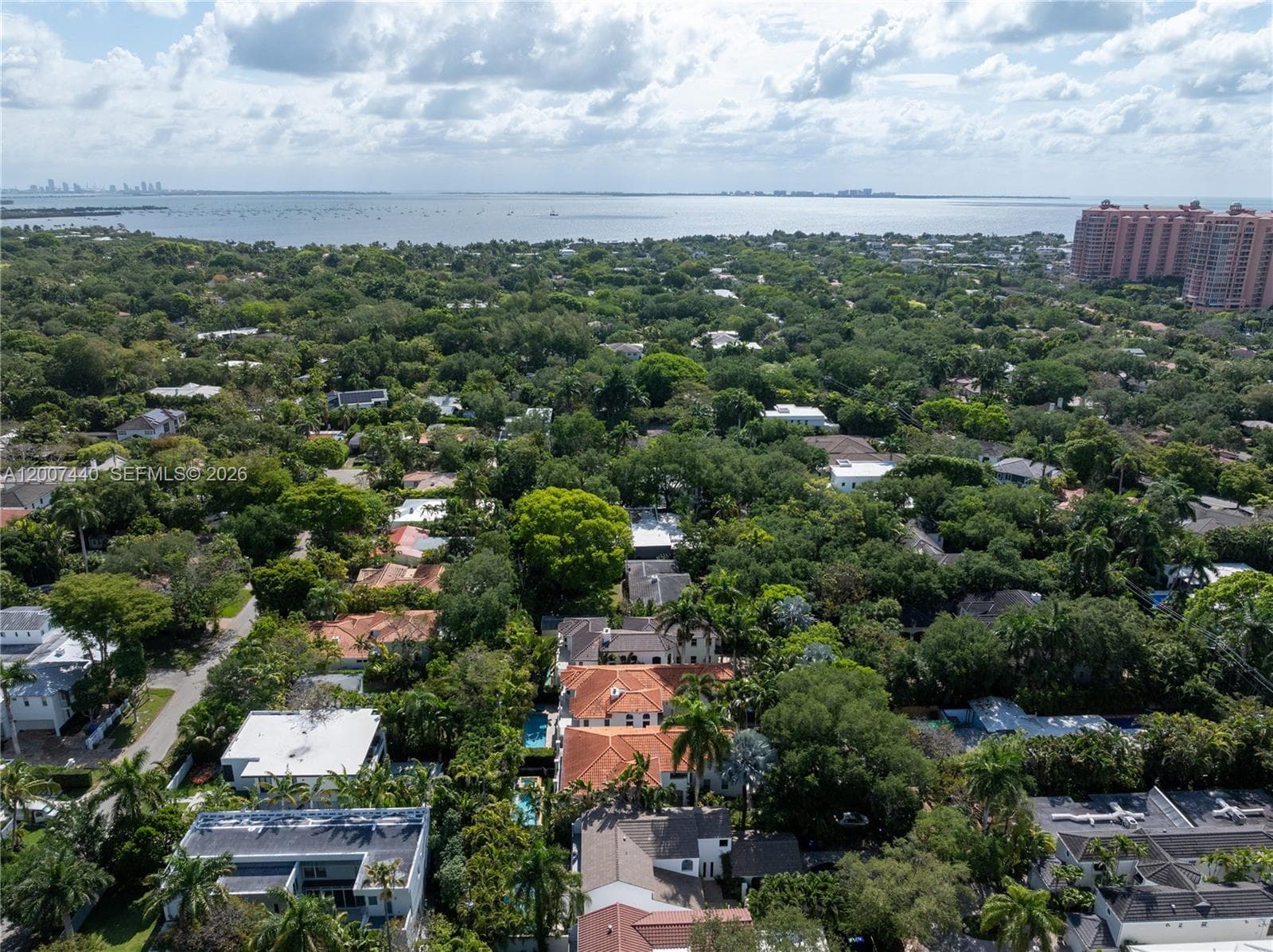 4065 Battersea Rd, Miami FL 33133 — 39