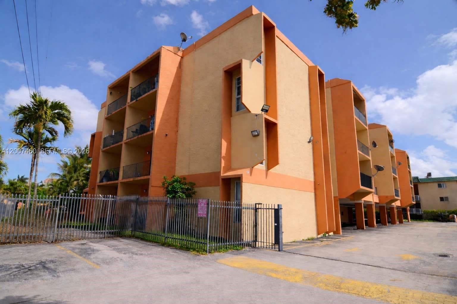 6780 W 2nd Ct # 212, Hialeah FL 33012 — 3