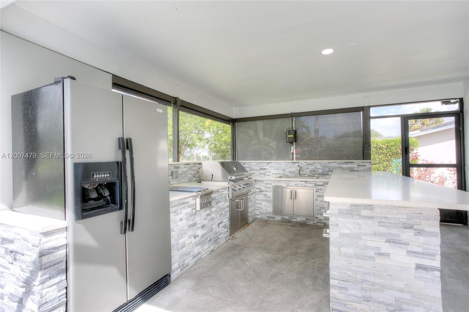 19150 S Saint Andrews Dr, Hialeah FL 33015 — 22