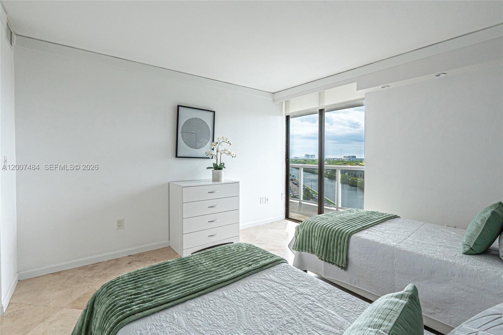 20505 E Country Club Dr # 931, Aventura FL 33180 — 88