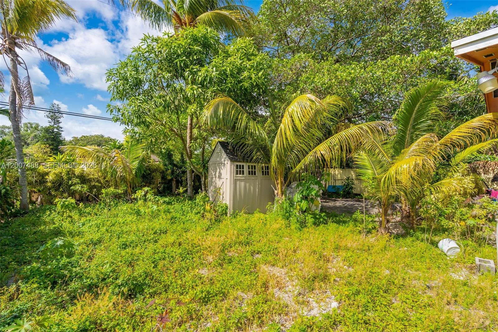 1320 NE 135th St, North Miami FL 33161 — 17