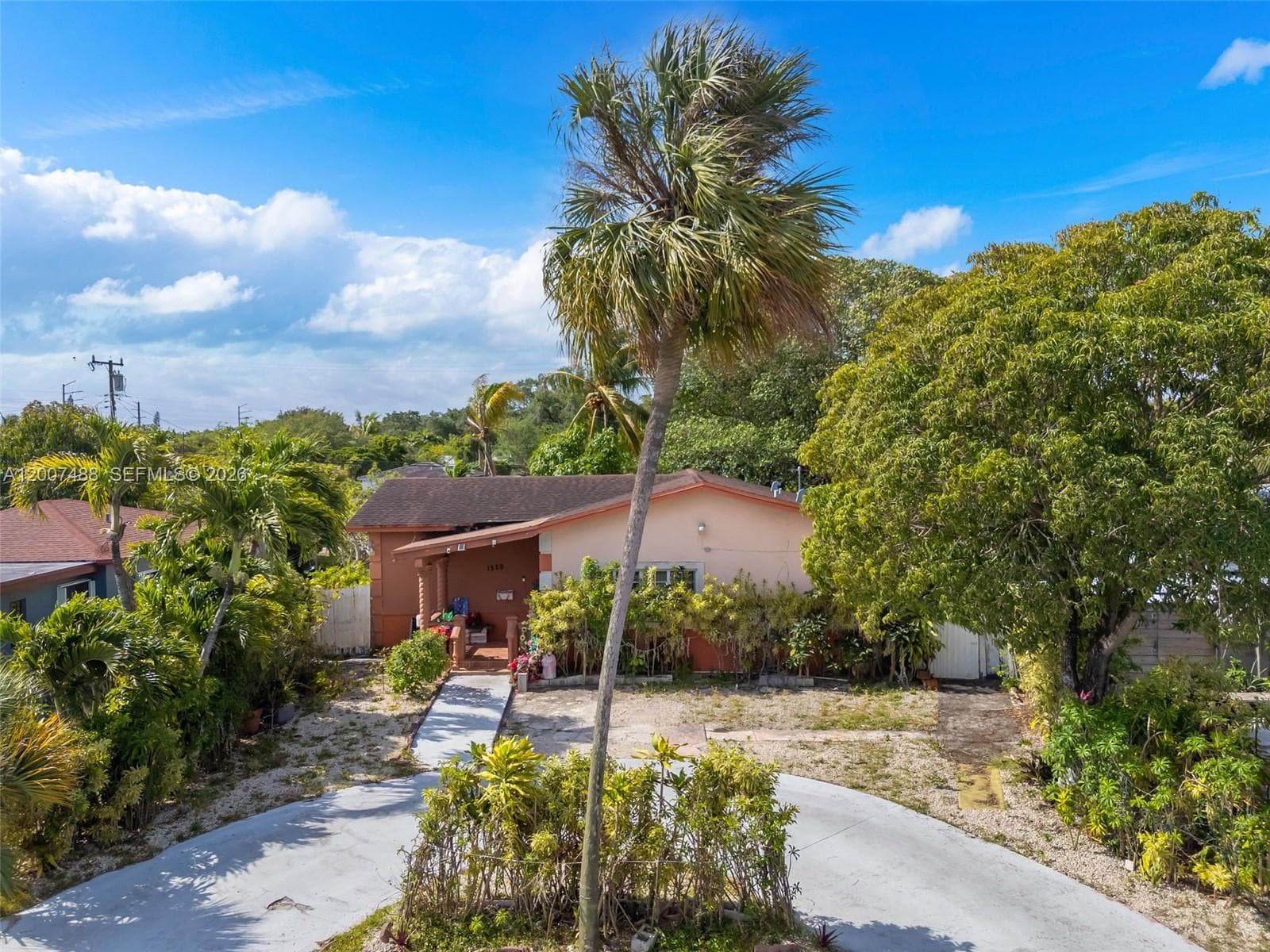 1320 NE 135th St, North Miami FL 33161 — 20