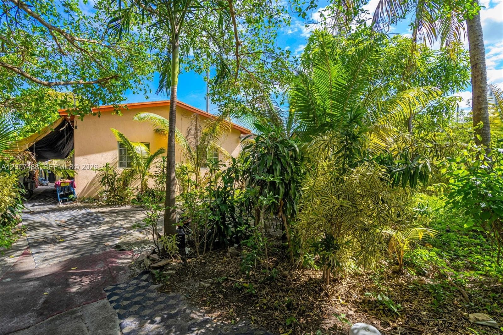1320 NE 135th St, North Miami FL 33161 — 19