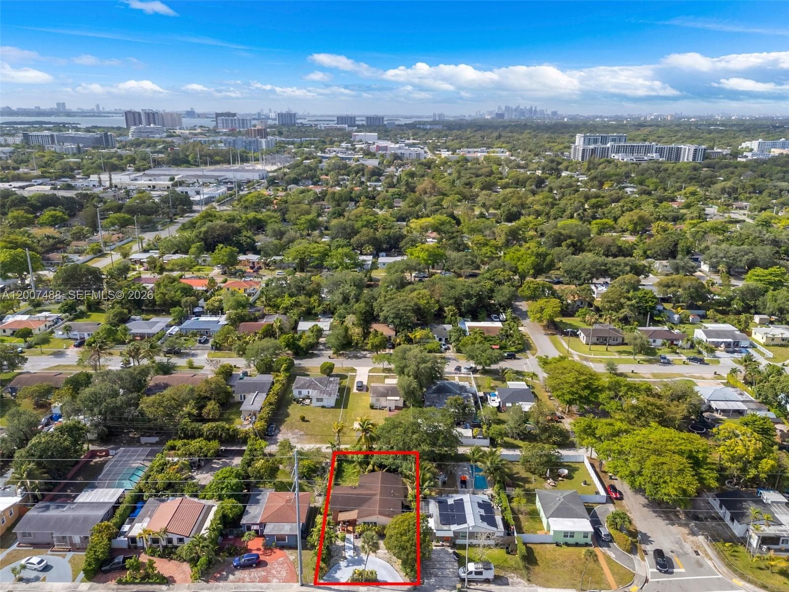 1320 NE 135th St, North Miami FL 33161 — 21