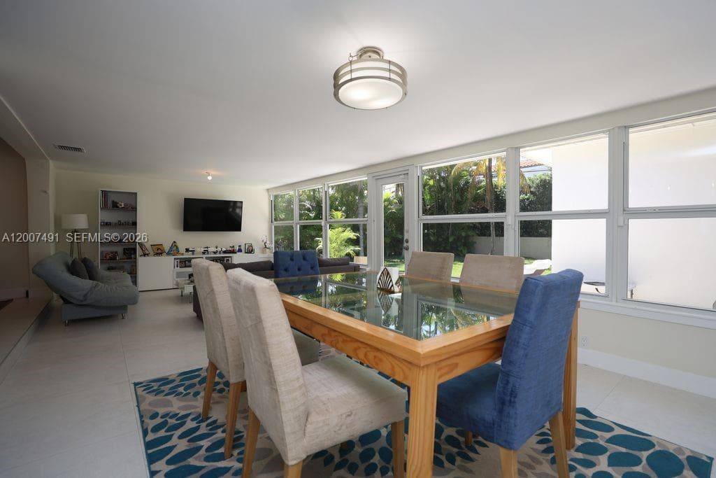 5620 Alton Rd, Miami Beach FL 33140 — 20
