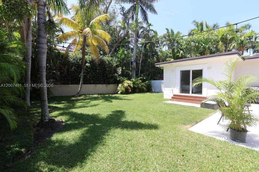 5620 Alton Rd, Miami Beach FL 33140 — 21