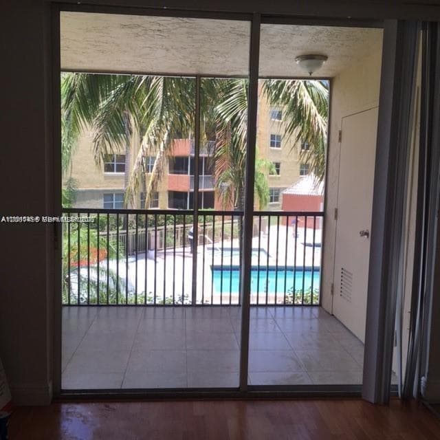 8205 Lake Dr # 204, Doral FL 33166 — 5