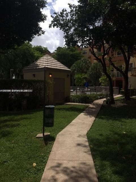 8205 Lake Dr # 204, Doral FL 33166 — 21