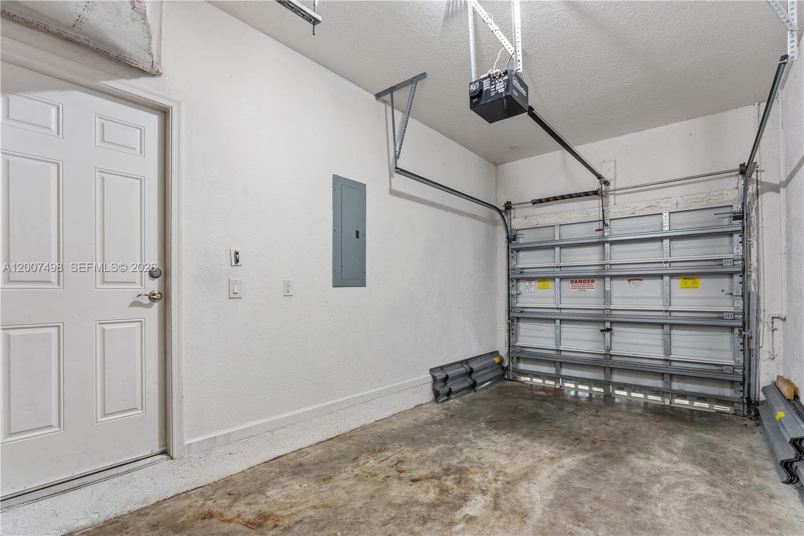 3166 NE 11th St, Homestead FL 33033 — 14