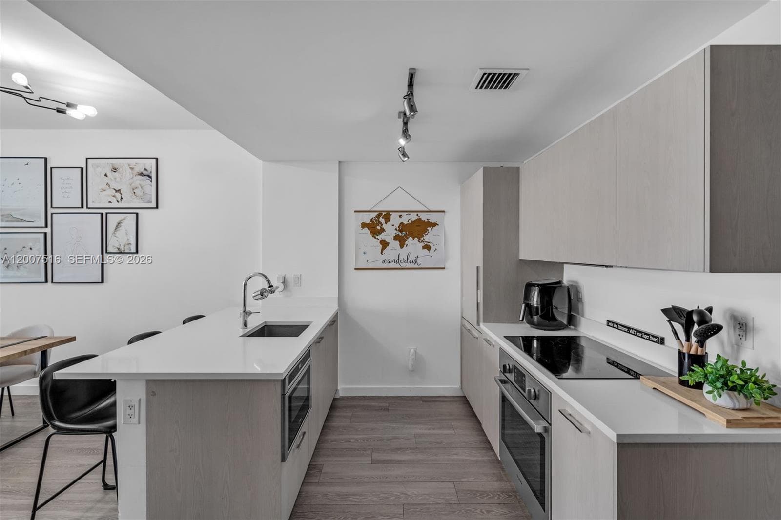 501 NE 31st St # 3704, Miami FL 33137 — 4