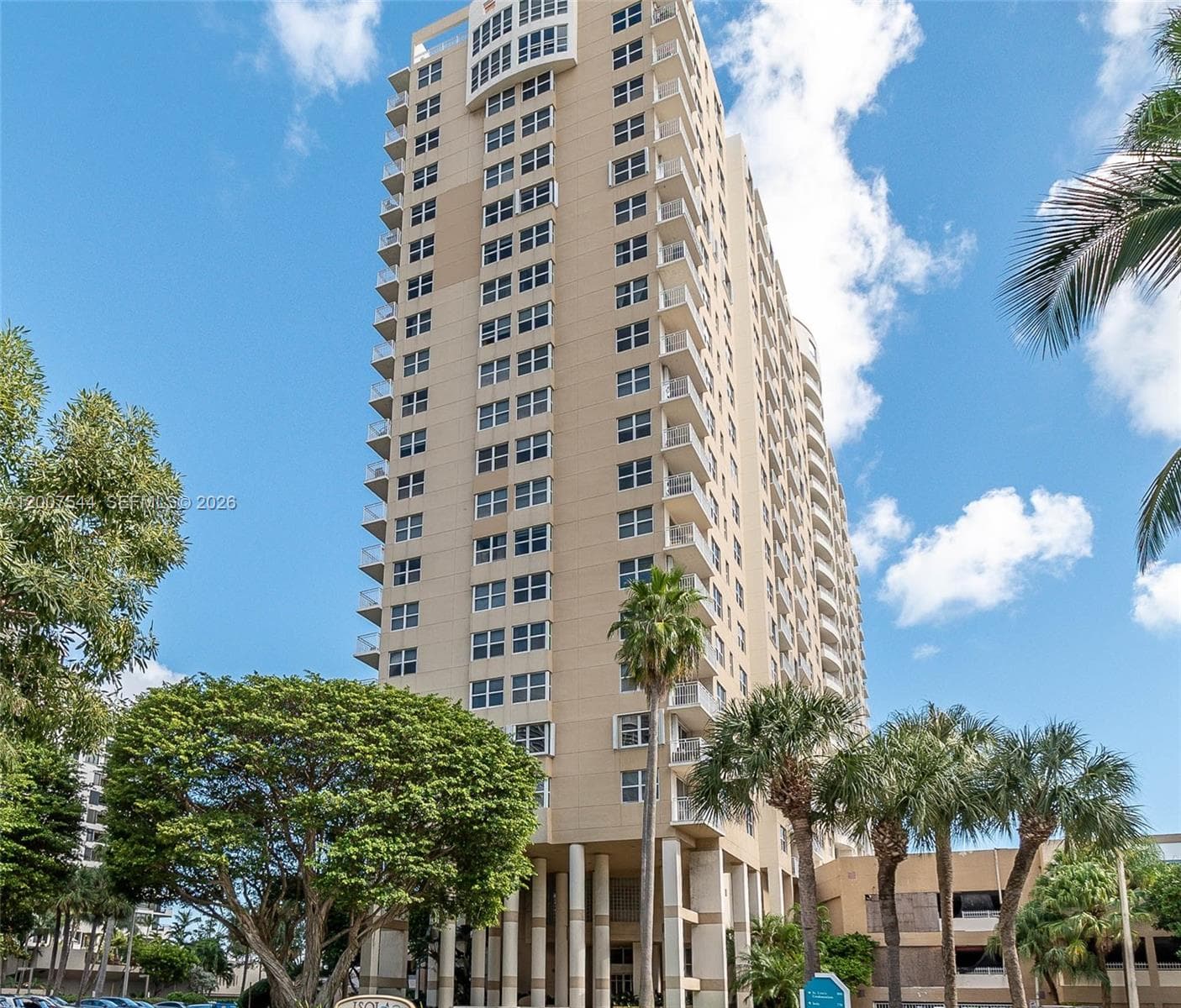 770 Claughton Island Dr # 1905, Miami FL 33131 — 1