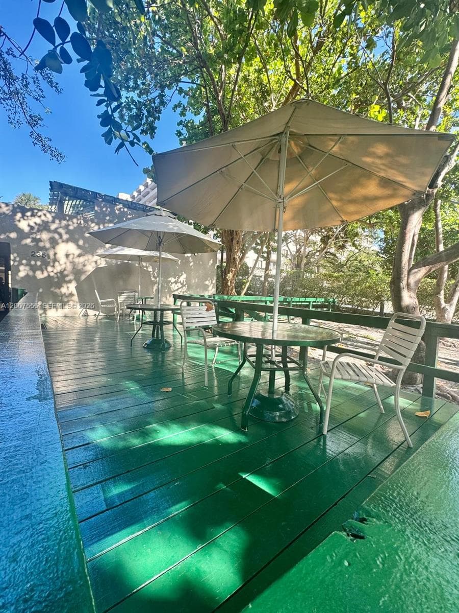101 E Crandon Blvd # 276, Key Biscayne FL 33149 — 52
