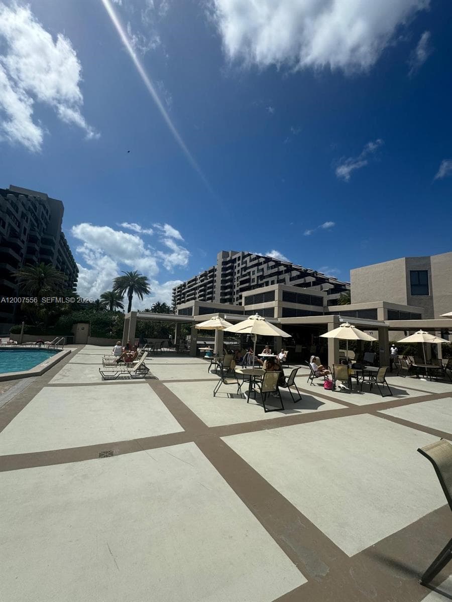 101 E Crandon Blvd # 276, Key Biscayne FL 33149 — 63