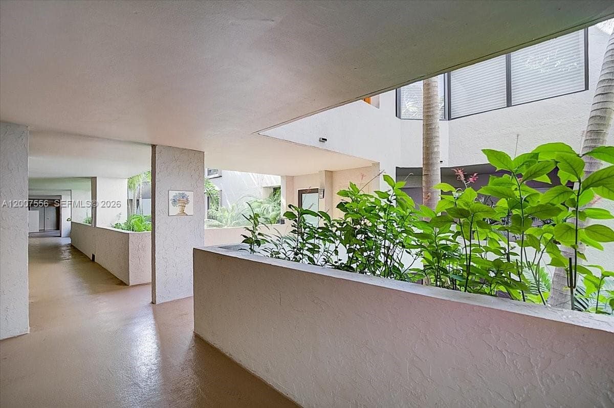 101 E Crandon Blvd # 276, Key Biscayne FL 33149 — 36